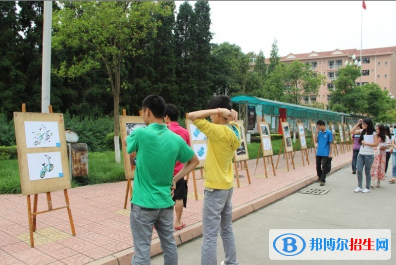綿陽讀中專學校需要什么條件