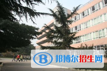 四川中專學(xué)?？急究? width=