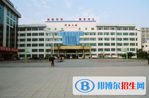 昆明現(xiàn)在讀中專學校什么專業(yè)好