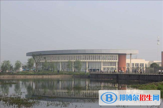 四川去中專學(xué)校學(xué)什么專業(yè)好