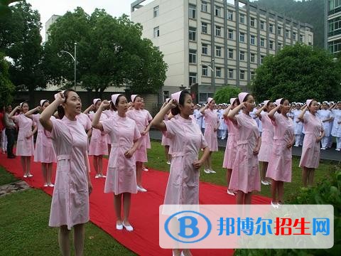 大理高中畢業(yè)上中專(zhuān)學(xué)校好嗎