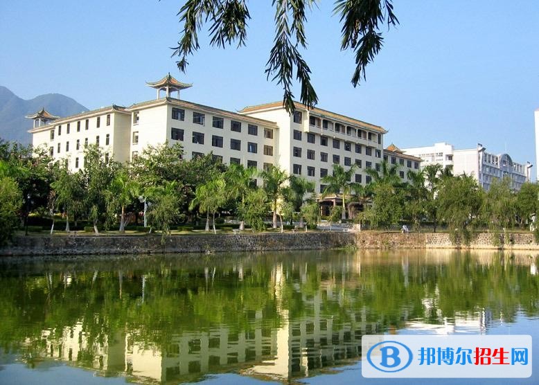 阜陽(yáng)科技職業(yè)學(xué)院?jiǎn)握袌?bào)名時(shí)間
