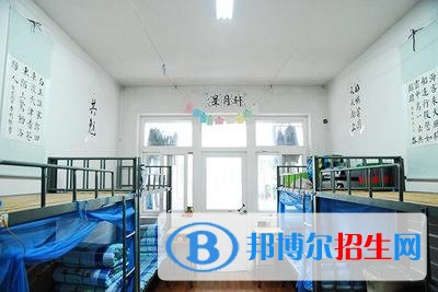 紅河高中畢業(yè)讀中專學校好嗎