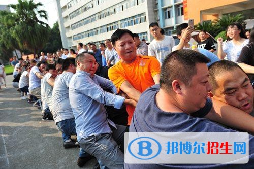 楚雄高中沒讀完可以讀中專學(xué)校嗎