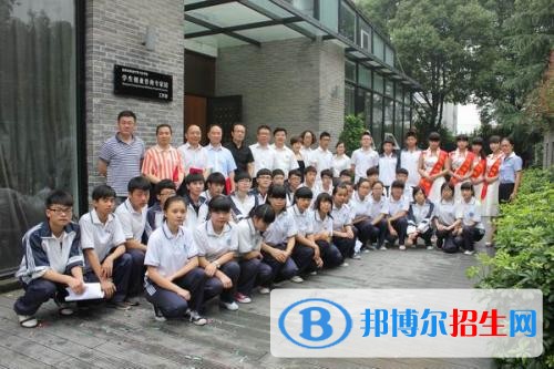 楚雄適合女生的中專學校專業(yè)