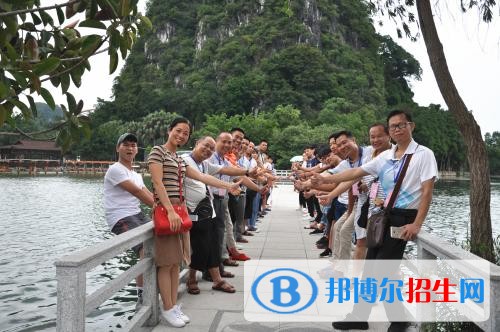 楚雄女生上中專學(xué)校有哪些技術(shù)