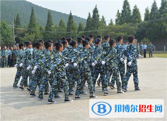 巴中讀中專學(xué)校有沒有用