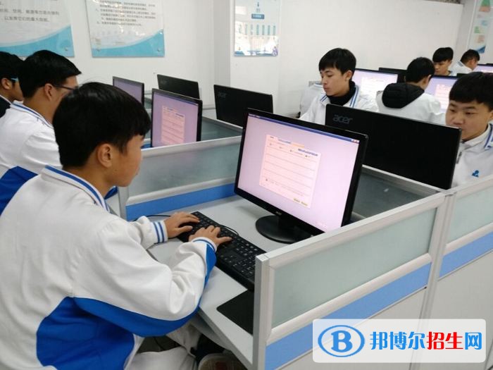 巴中讀中專學(xué)校有什么專業(yè)