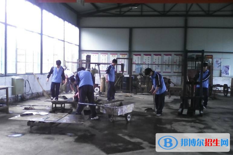 南充讀中專學(xué)校學(xué)什么技術(shù)好
