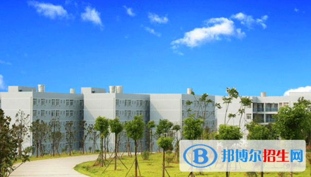 湖南汽車工程職業(yè)學院單招報名條件