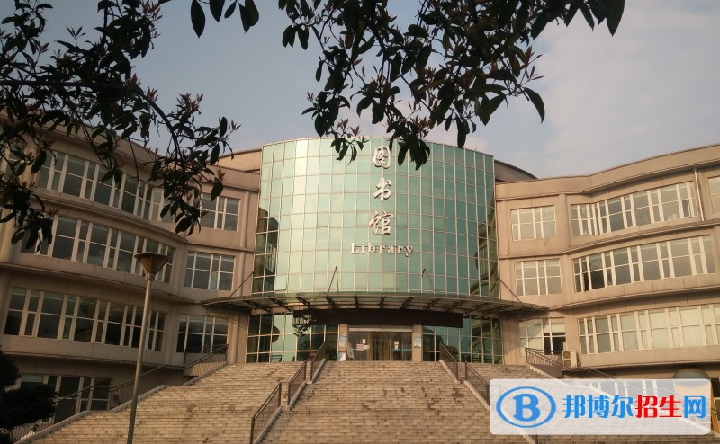 長沙商貿(mào)旅游職業(yè)技術學院單招報名條件