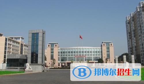 湖南水利水電職業(yè)技術(shù)學(xué)院?jiǎn)握泻?jiǎn)章