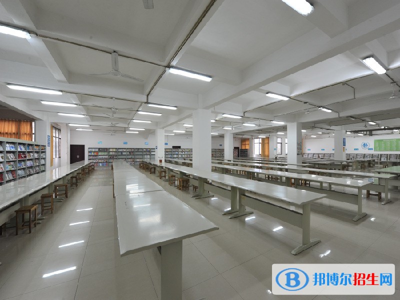 瀟湘職業(yè)學(xué)院?jiǎn)握袌?bào)名時(shí)間