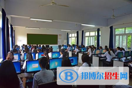 內江高中畢業(yè)上中專學校好嗎