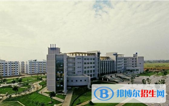 四川建筑職業(yè)技術(shù)學(xué)院五年制大專(zhuān)學(xué)校地址在哪兒