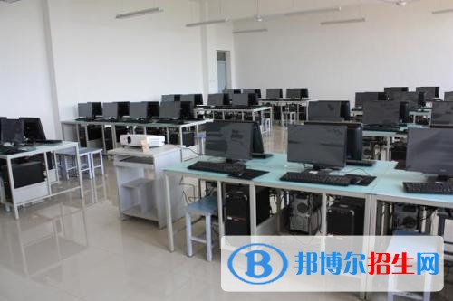 內(nèi)江去讀中專學(xué)校學(xué)什么對以后好一點
