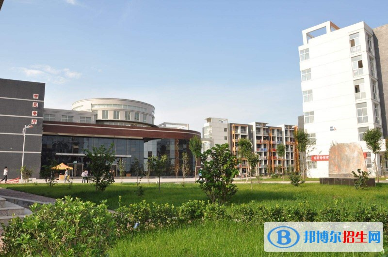 河南工業(yè)和信息化職業(yè)學(xué)院單招報名條件