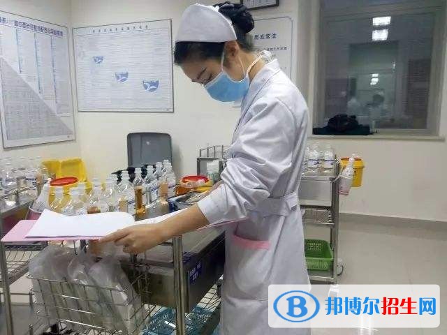樂山初中畢業(yè)上中專學(xué)校學(xué)什么專業(yè)好
