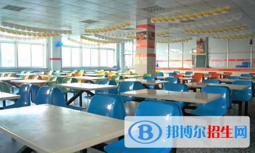 眉山初中沒(méi)讀完可以讀中專學(xué)校嗎