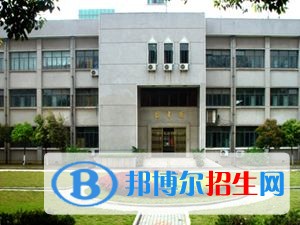 樂山高中沒讀完可以讀中專學校嗎