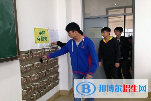 眉山高中畢業(yè)能上中專學校嗎
