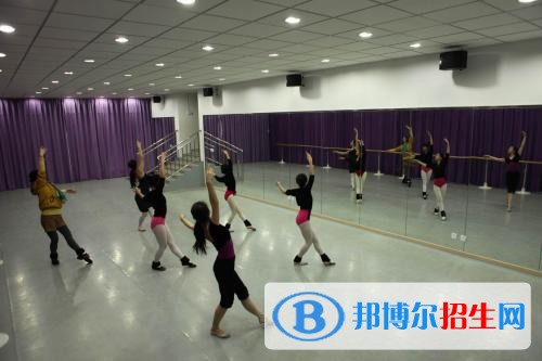 眉山?jīng)]有高中畢業(yè)證可以讀中專學(xué)校嗎