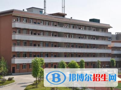 眉山職高和中專學校哪個好