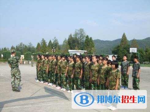 眉山職高和中專學校有哪些區(qū)別