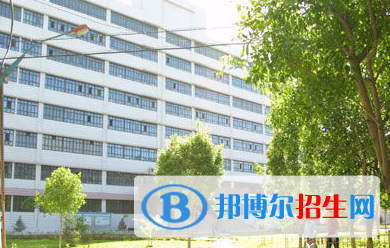 烏魯木齊職業(yè)大學(xué)單招報(bào)名時(shí)間