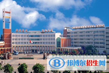 廣東女子職業(yè)技術(shù)學(xué)院（中專部）有哪些專業(yè)