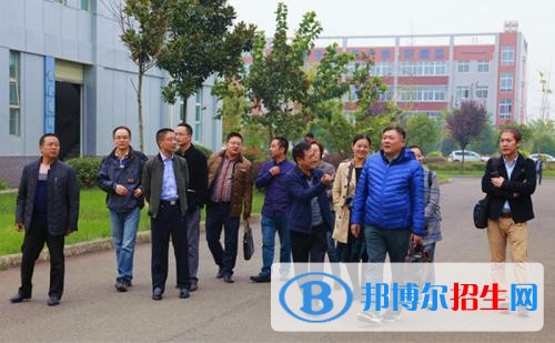 德陽中專學校是什么