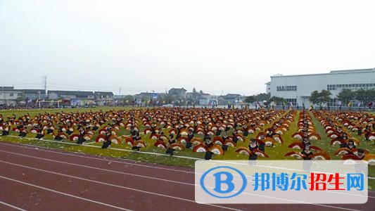 德陽(yáng)高中畢業(yè)可以上中專(zhuān)學(xué)校嗎