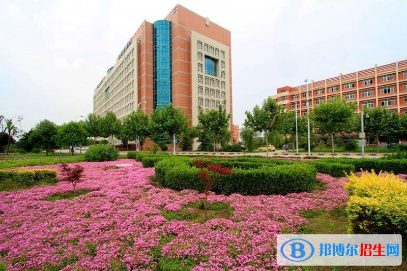 西安讀高中好還是讀中專學校好