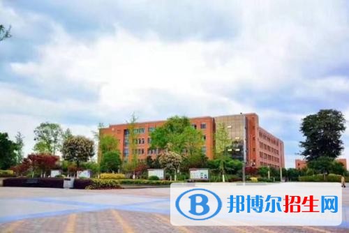 成都希衛(wèi)校校址在哪望里，成都希望衛(wèi)校在川招生代碼