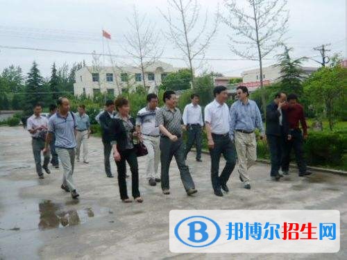 西安高中好還是中專(zhuān)學(xué)校好