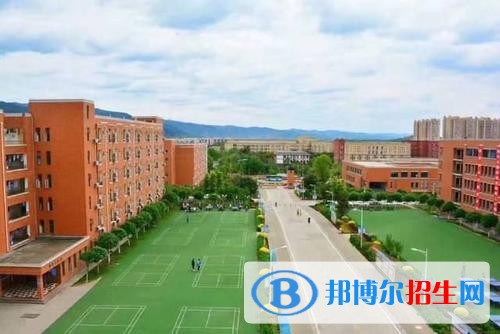 成都希望衛(wèi)校是公辦嗎，四川成都希望衛(wèi)校金堂