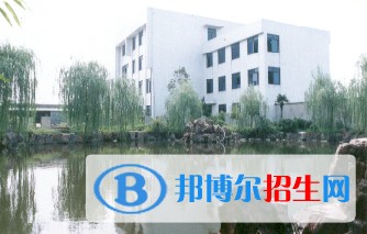 無錫職高和中專學(xué)校哪個好