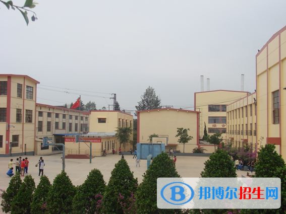 渭南讀中專學(xué)校有前途嗎