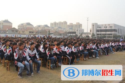 初中畢業(yè)上中專學校學什么專業(yè)好
