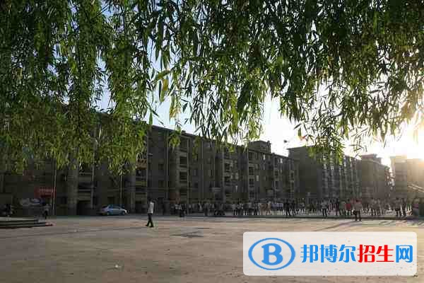 蘭州初中畢業(yè)讀什么中專學校好