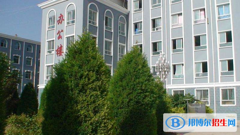 蘭州高中畢業(yè)讀什么中專學(xué)校