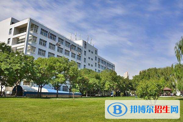 蘭州適合女生的中專學校