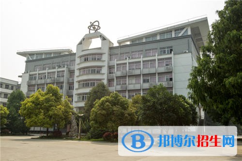 徐州高中女生上什么中專學(xué)校好
