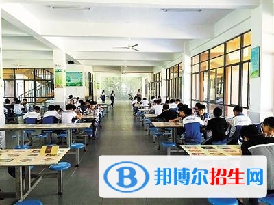 河北女生上中專學(xué)校學(xué)什么專業(yè)好