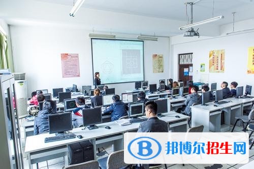 河北去讀中專(zhuān)學(xué)校學(xué)什么對(duì)以后好一點(diǎn)