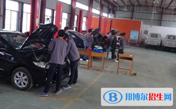 現(xiàn)代汽車、摩托車維修專業(yè)2