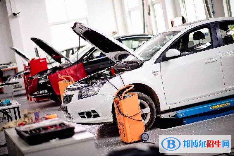 汽車運(yùn)用與維修專業(yè)1