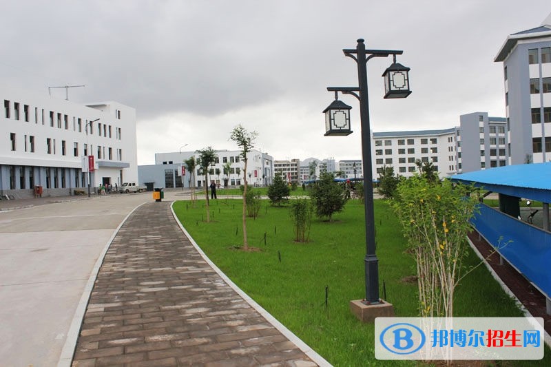 白銀初中畢業(yè)可以讀中專學校嗎