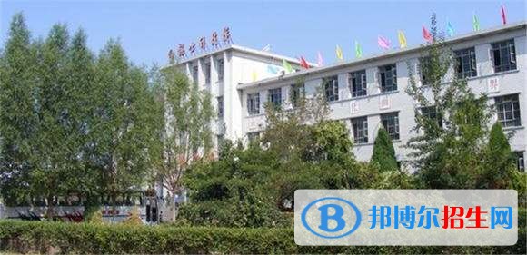 白銀初中畢業(yè)能上中專學校