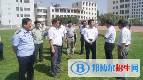 白銀適合初中畢業(yè)的中專學(xué)校